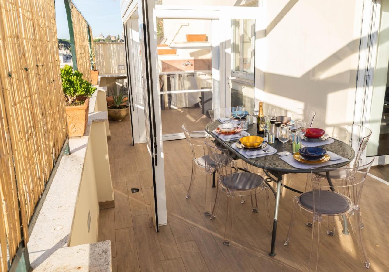 Colosseo Brightful Apartment With Rooftop โรม ภายนอก รูปภาพ