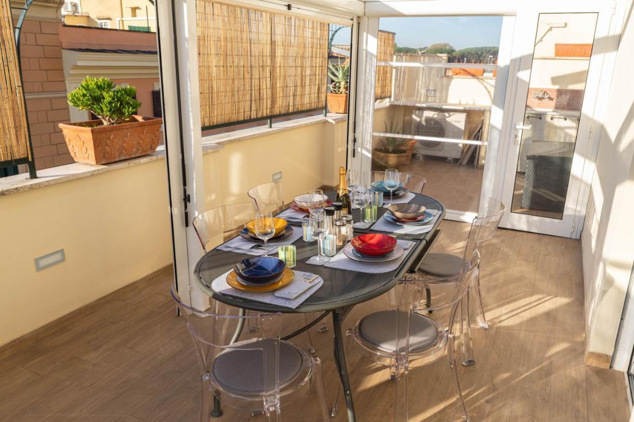 Colosseo Brightful Apartment With Rooftop โรม ภายนอก รูปภาพ