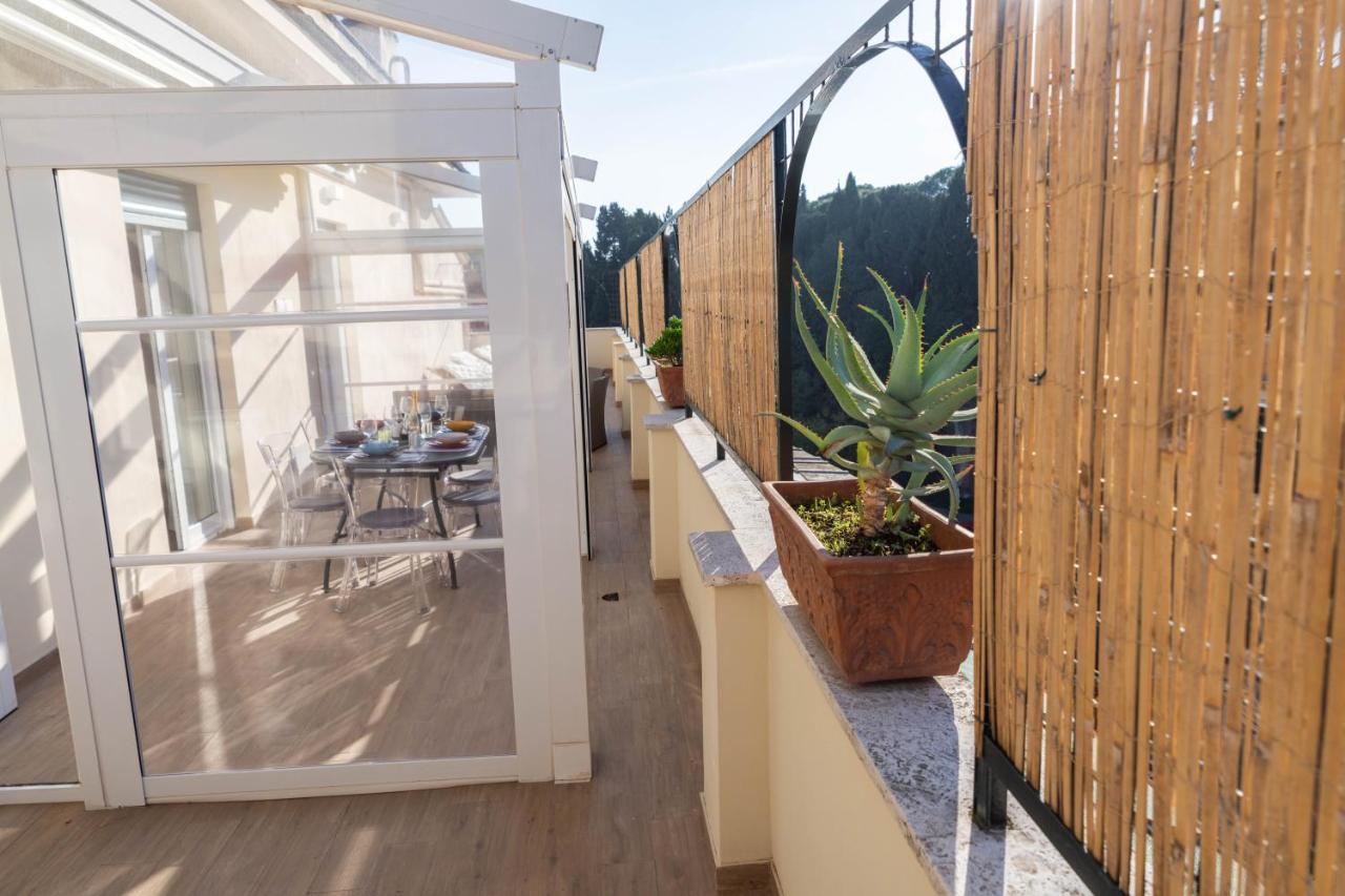 Colosseo Brightful Apartment With Rooftop โรม ภายนอก รูปภาพ