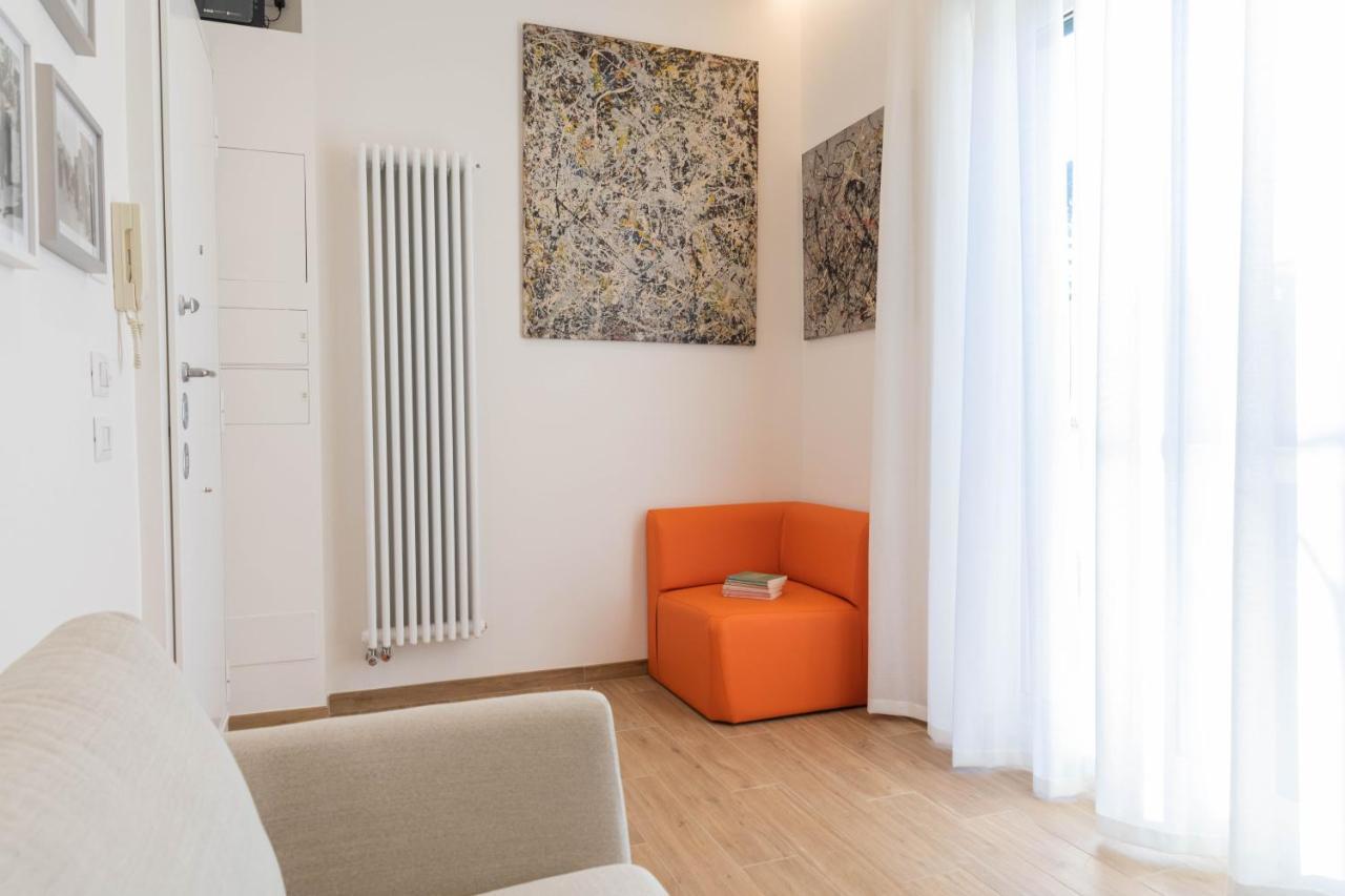 Colosseo Brightful Apartment With Rooftop โรม ภายนอก รูปภาพ