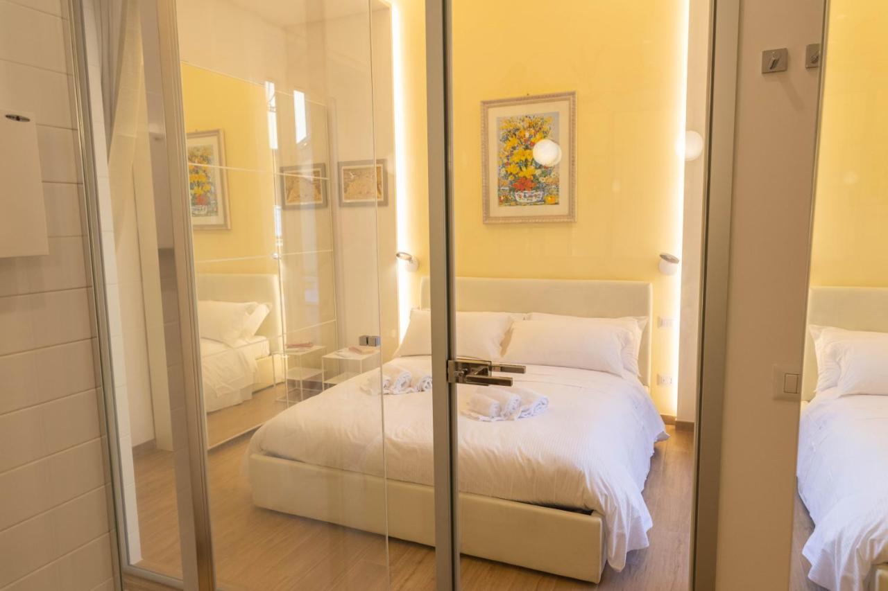 Colosseo Brightful Apartment With Rooftop โรม ภายนอก รูปภาพ