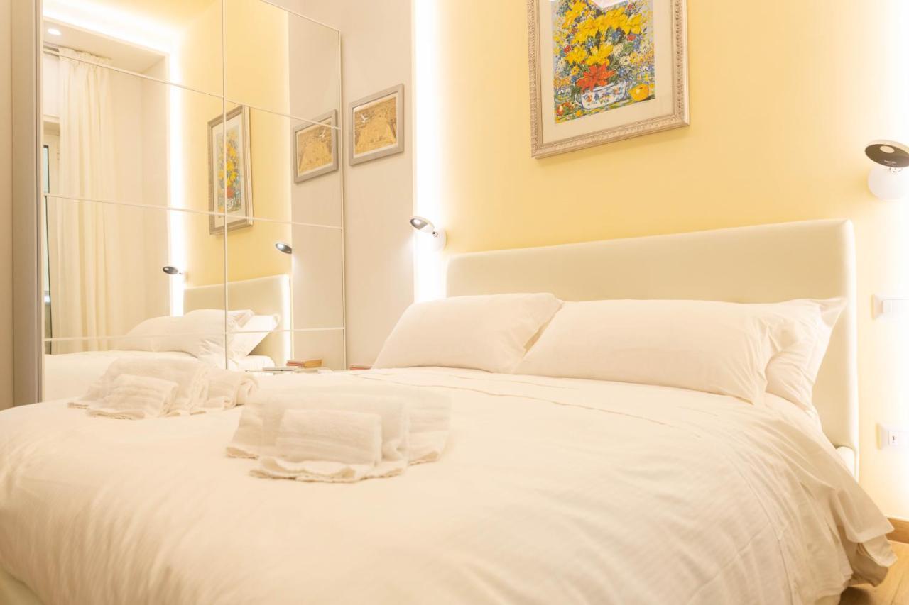 Colosseo Brightful Apartment With Rooftop โรม ภายนอก รูปภาพ