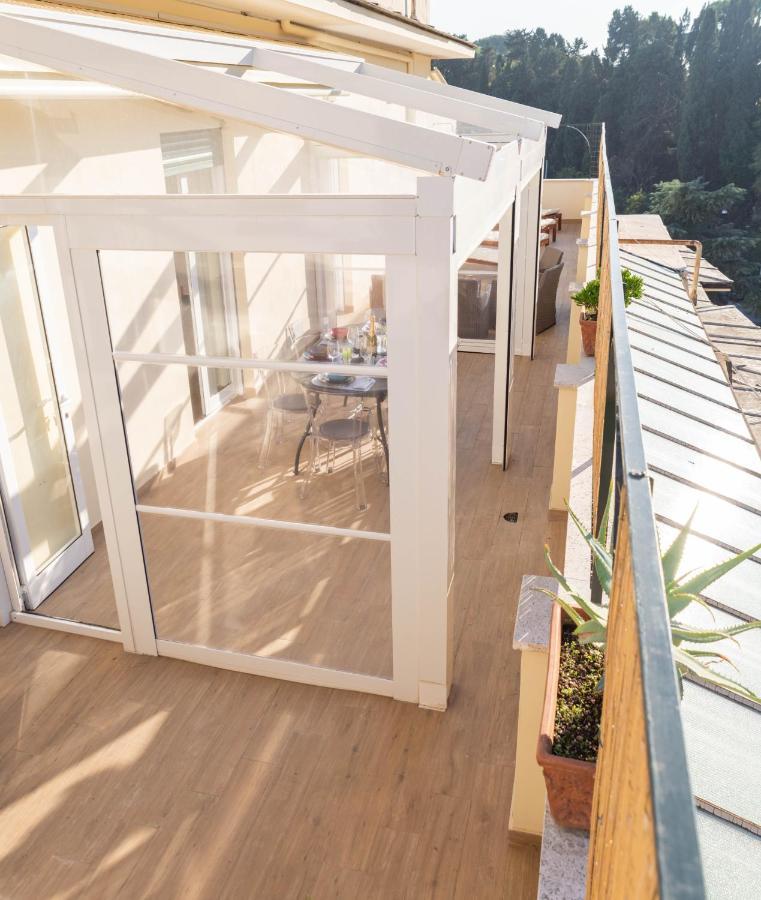 Colosseo Brightful Apartment With Rooftop โรม ภายนอก รูปภาพ