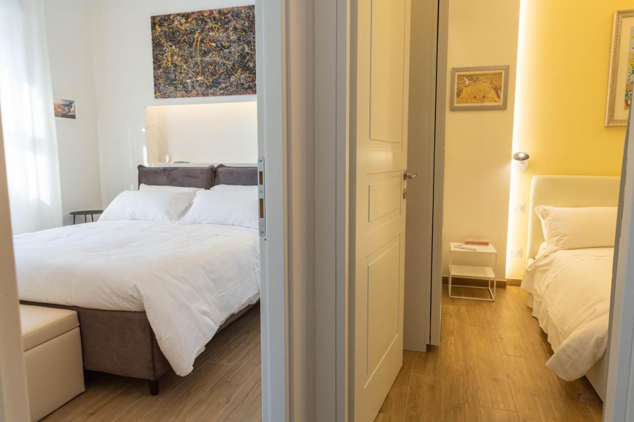 Colosseo Brightful Apartment With Rooftop โรม ภายนอก รูปภาพ